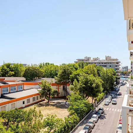 2 A Due Passi Dal Mare, Wi-fi E Natura アパート ペスカーラ