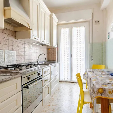 2 A Due Passi Dal Mare, Wi-fi E Natura Apartmán